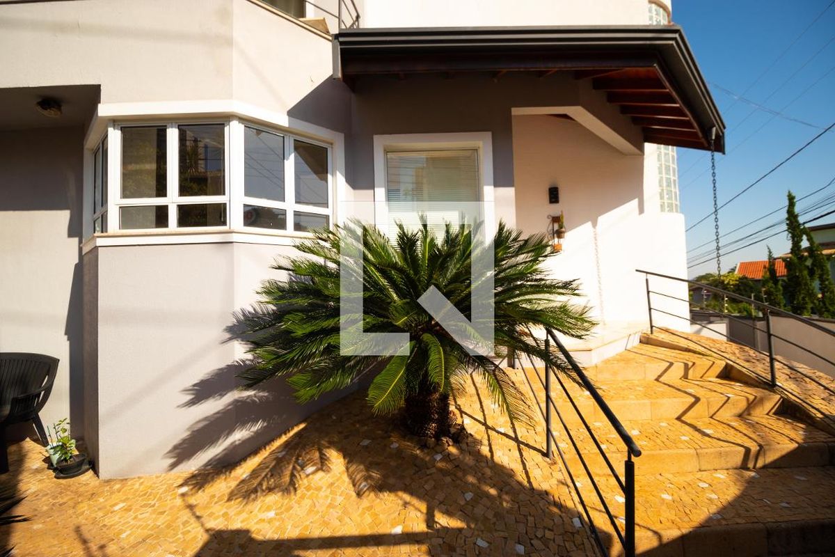Casa à Venda - Mansões Santo Antônio, 5 Quartos,  370 m2 em , Campinas - sp | SoloBR