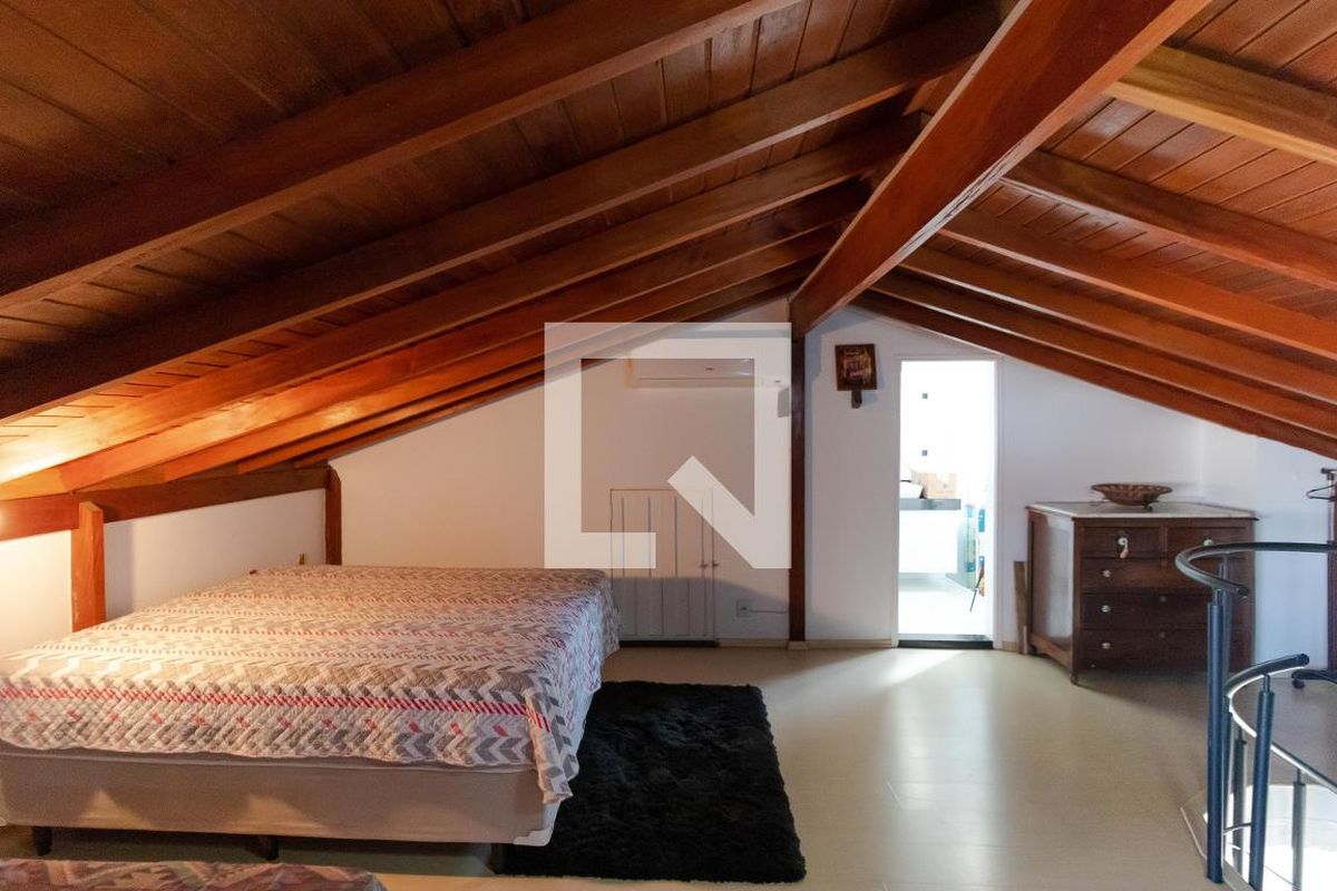 Casa à Venda - Mansões Santo Antônio, 5 Quartos,  370 m2 em , Campinas - sp | SoloBR