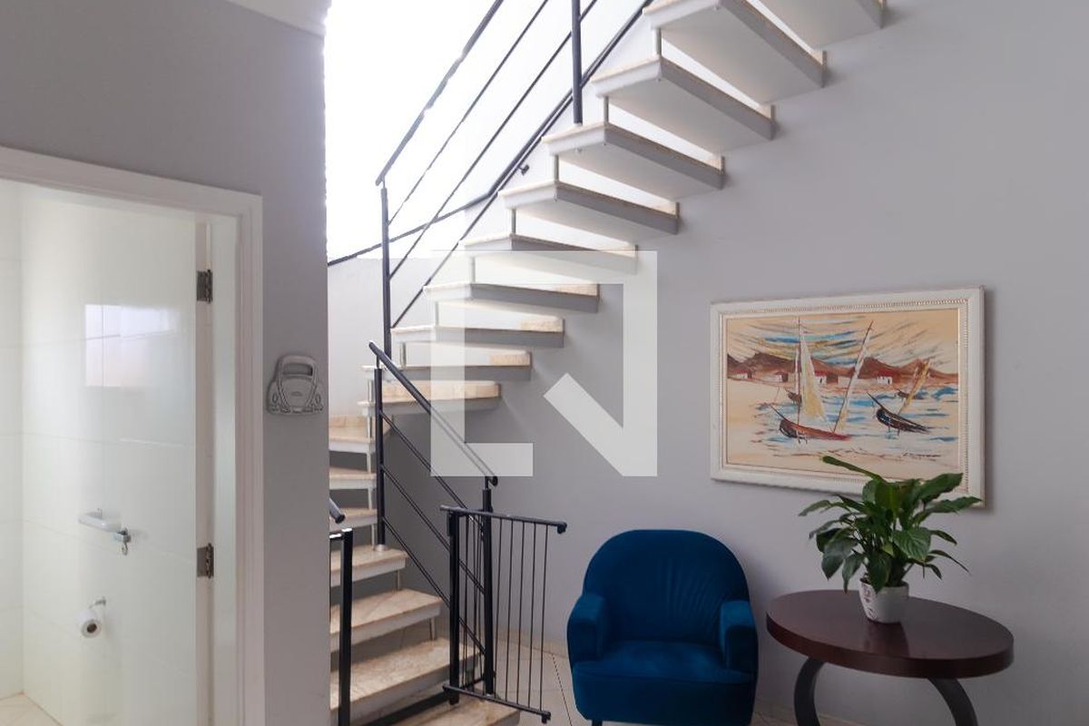 Casa à Venda - Mansões Santo Antônio, 5 Quartos,  370 m2 em , Campinas - sp | SoloBR