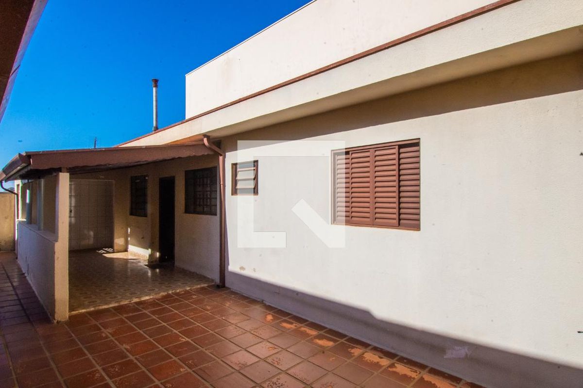 Casa à Venda - Jardim Chapadão, 4 Quartos,  340 m2 em , Campinas - sp | SoloBR