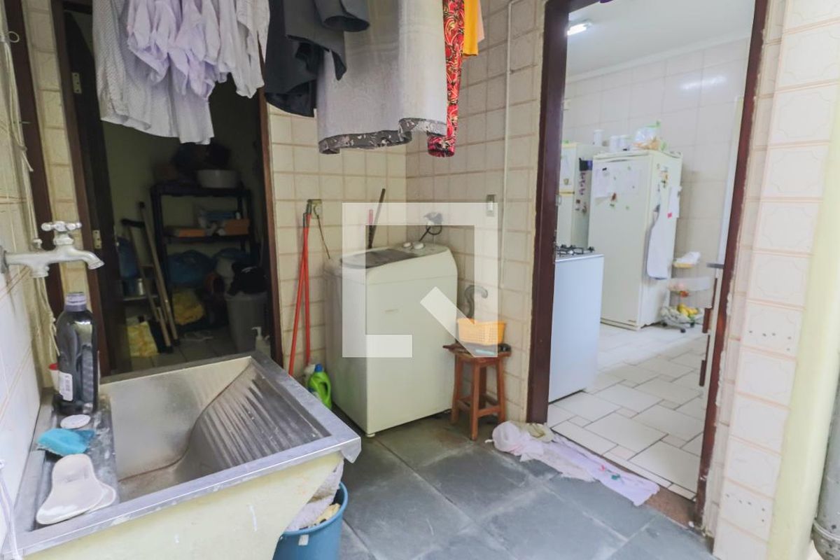 Casa, 3 quartos, 280 m² - Foto 84