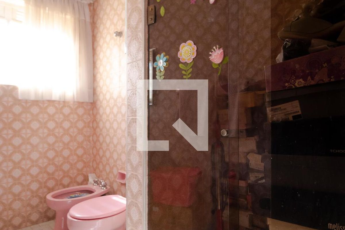 Casa à Venda - Taquaral, 3 Quartos,  350 m2 em , Campinas - sp | SoloBR