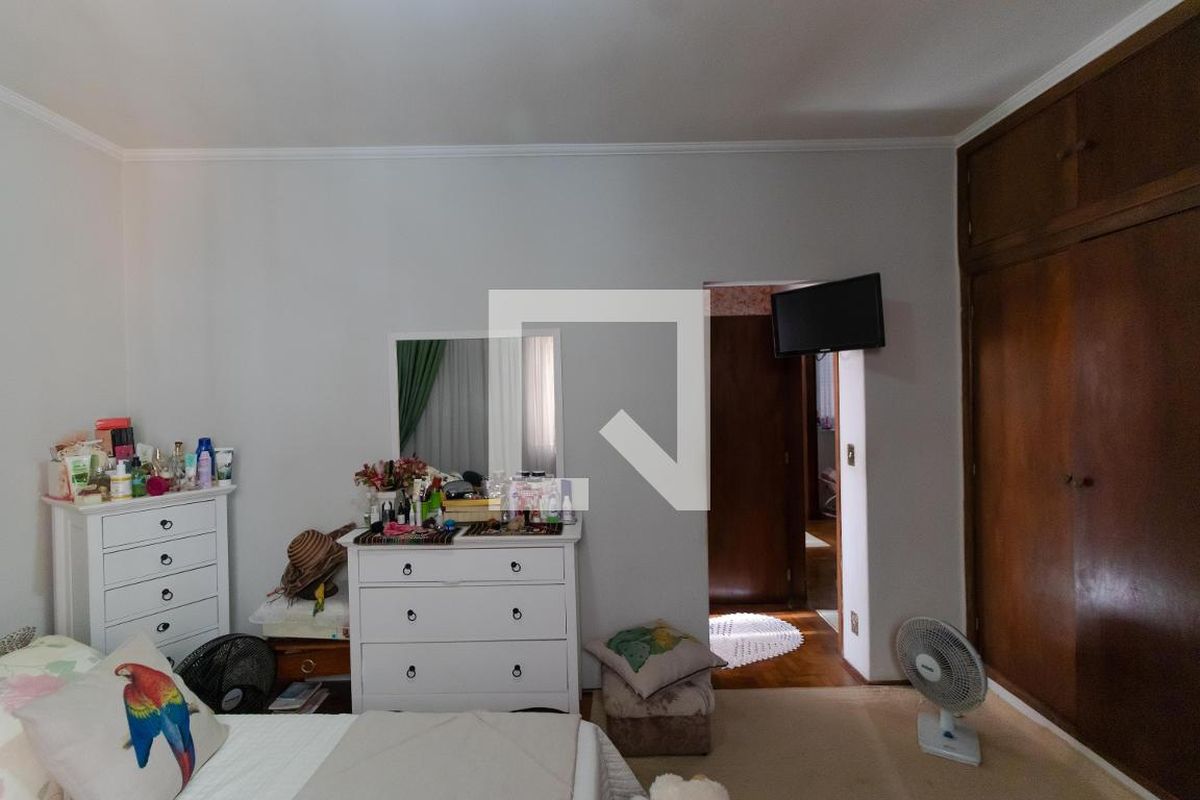 Casa à Venda - Taquaral, 3 Quartos,  350 m2 em , Campinas - sp | SoloBR