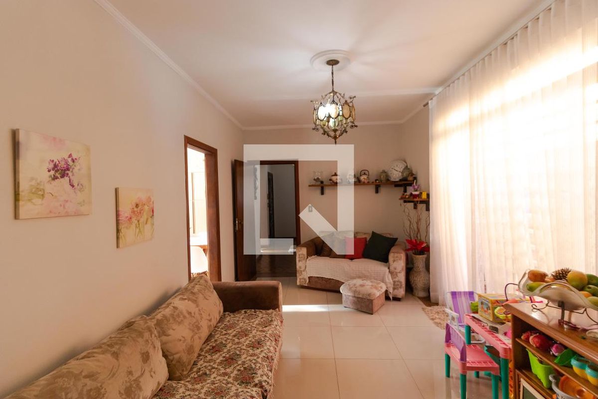 Casa à Venda - Taquaral, 3 Quartos,  350 m2 em , Campinas - sp | SoloBR