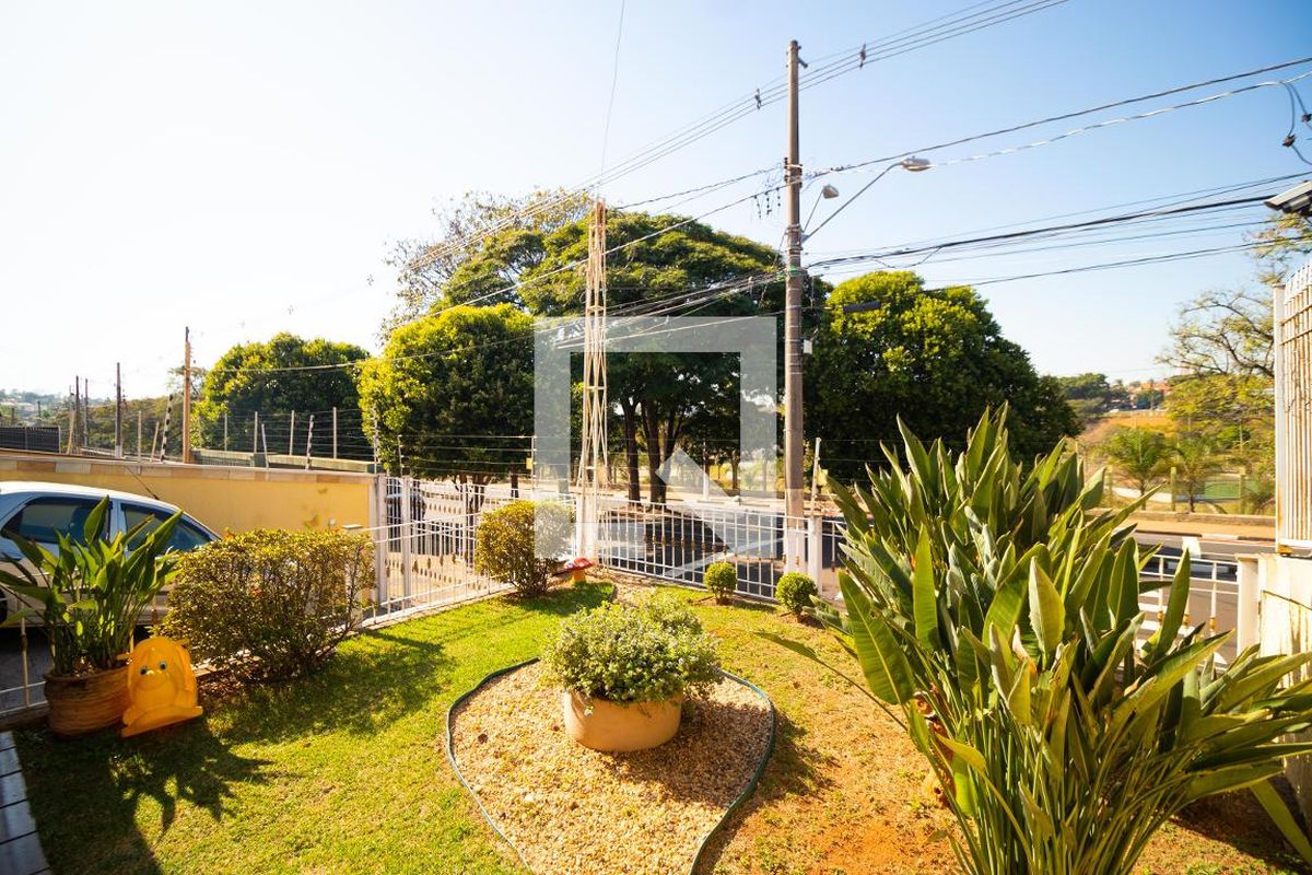 Casa à Venda - Taquaral, 3 Quartos,  350 m2 em , Campinas - sp | SoloBR