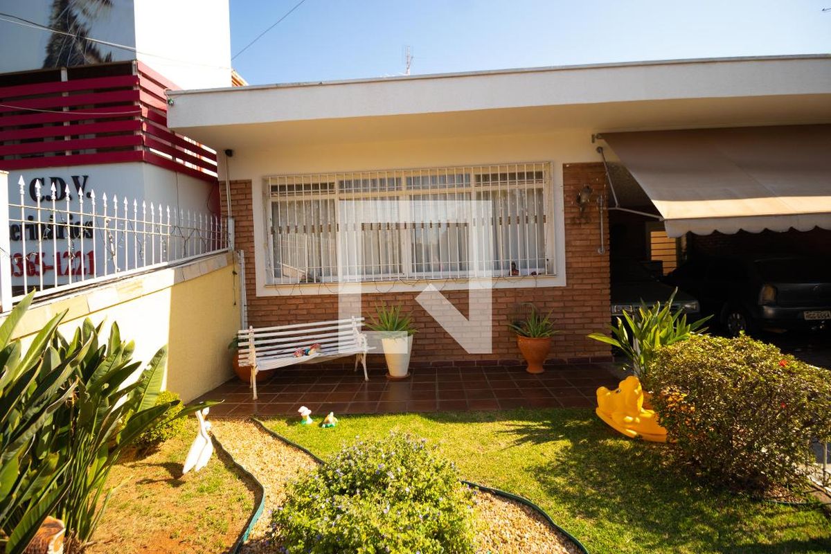 Casa à Venda - Taquaral, 3 Quartos,  350 m2 em , Campinas - sp | SoloBR