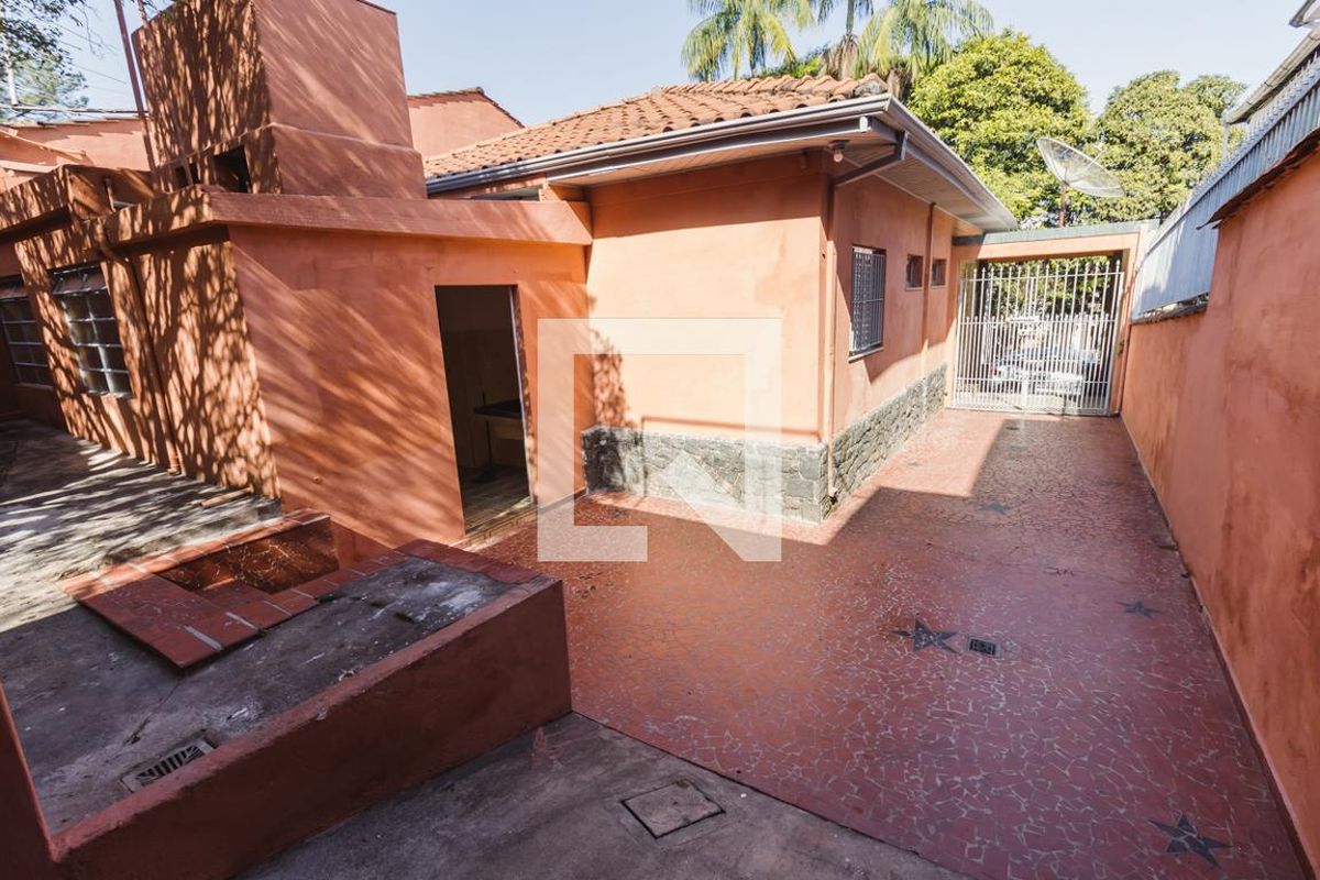 Casa, 3 quartos, 270 m² - Foto 62