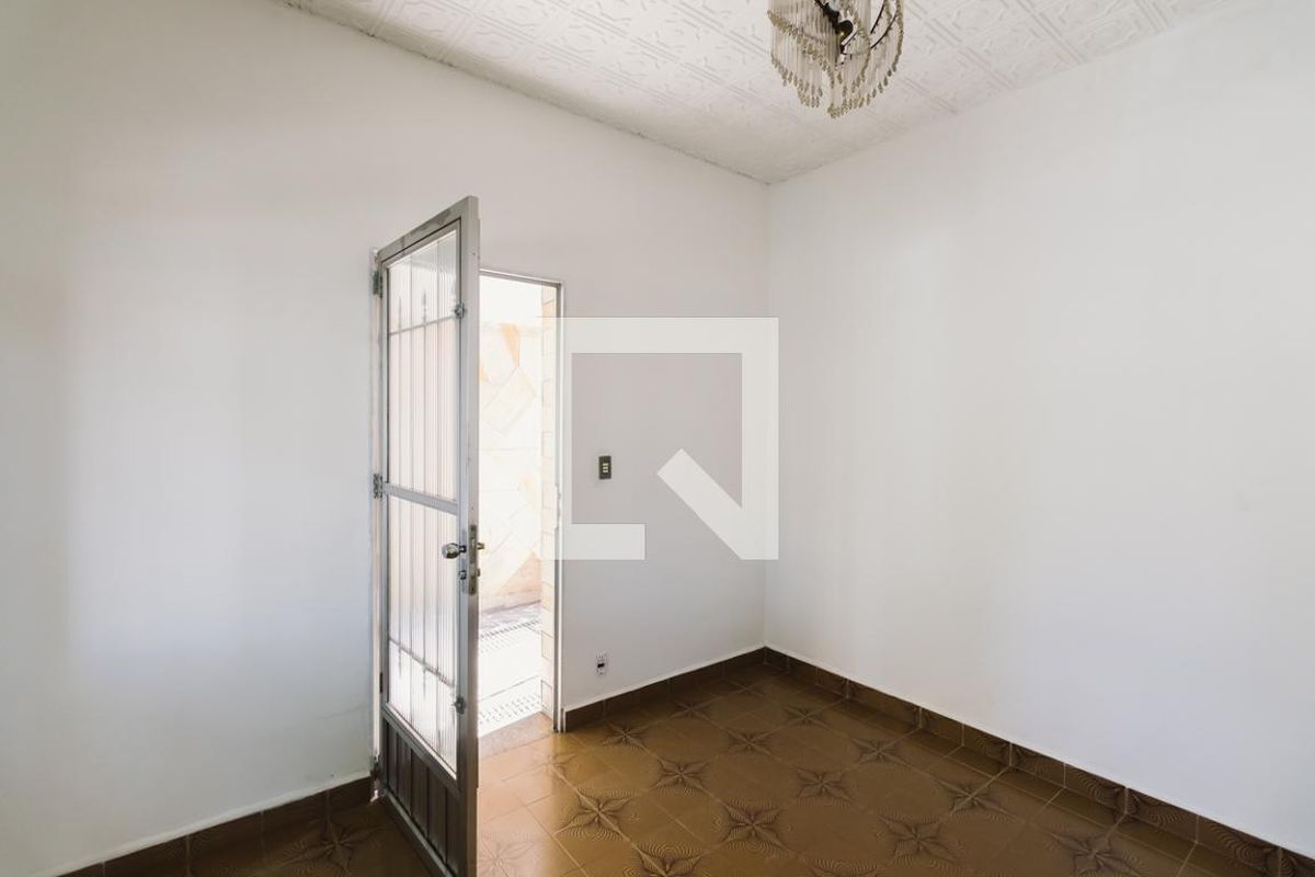Casa, 3 quartos, 270 m² - Foto 6