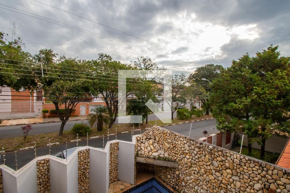 Casa à Venda - Jardim Chapadão, 4 Quartos,  400 m2 em , Campinas - sp | SoloBR
