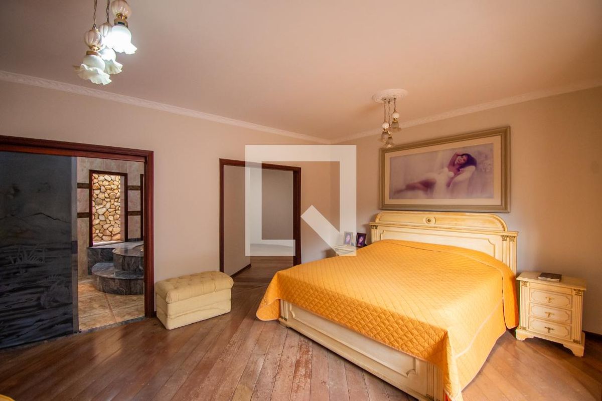 Casa à Venda - Jardim Chapadão, 4 Quartos,  400 m2 em , Campinas - sp | SoloBR