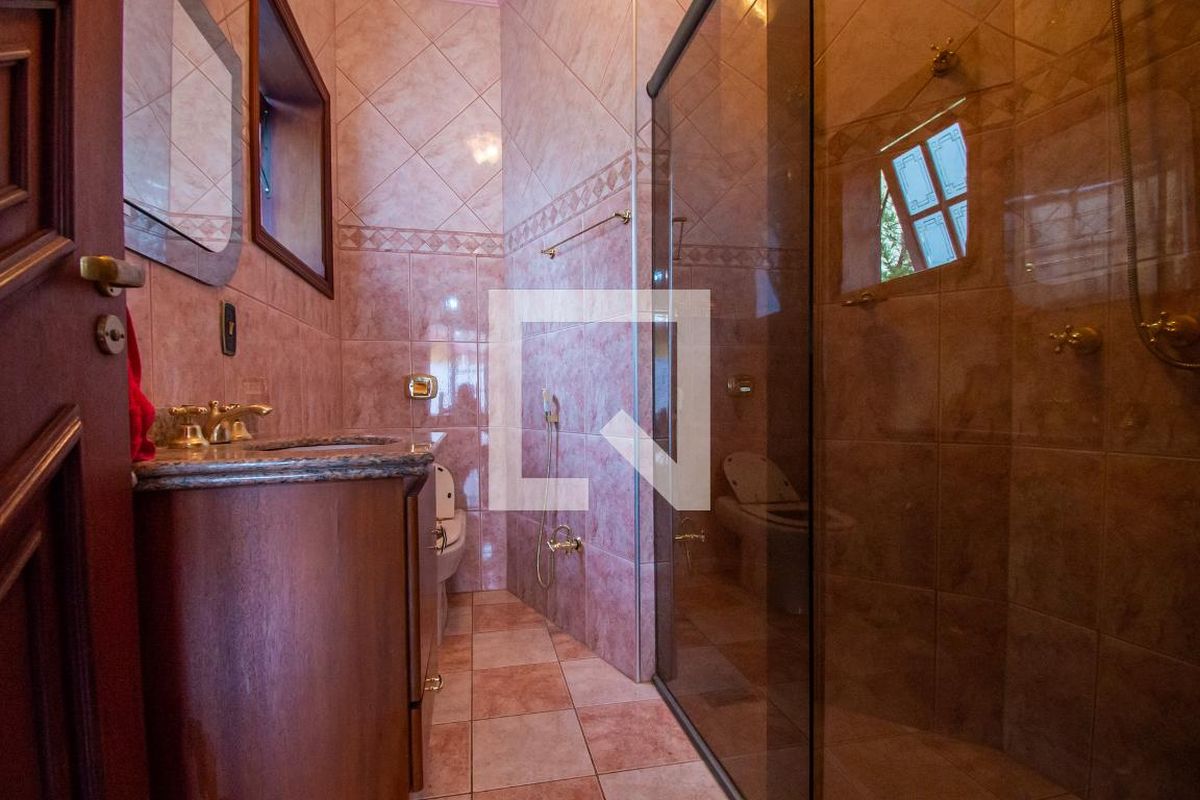 Casa à Venda - Jardim Chapadão, 4 Quartos,  400 m2 em , Campinas - sp | SoloBR