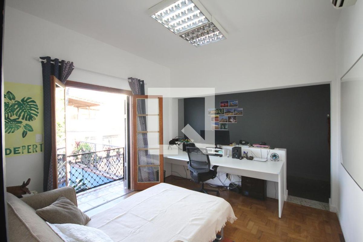 Casa, 4 quartos, 220 m² - Foto 27