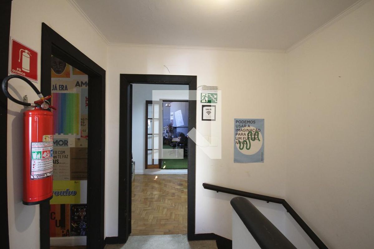 Casa, 4 quartos, 220 m² - Foto 44