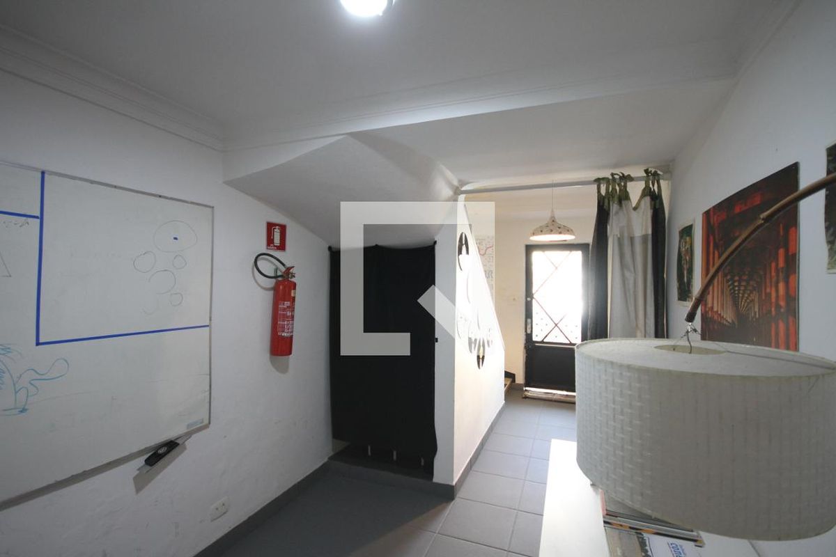 Casa, 4 quartos, 220 m² - Foto 8