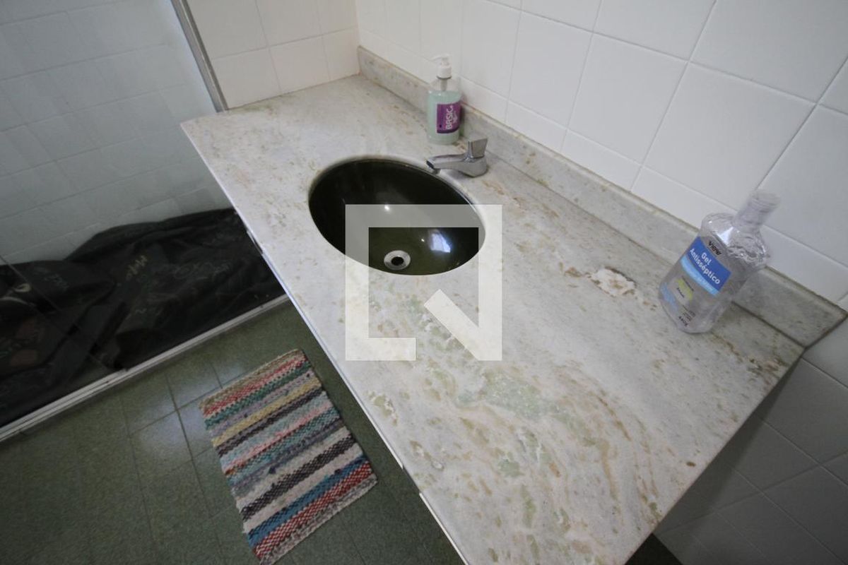 Casa, 4 quartos, 220 m² - Foto 47