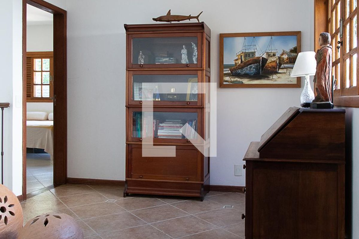 Casa, 3 quartos, 300 m² - Foto 24