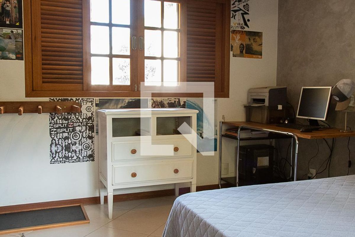 Casa, 3 quartos, 300 m² - Foto 38
