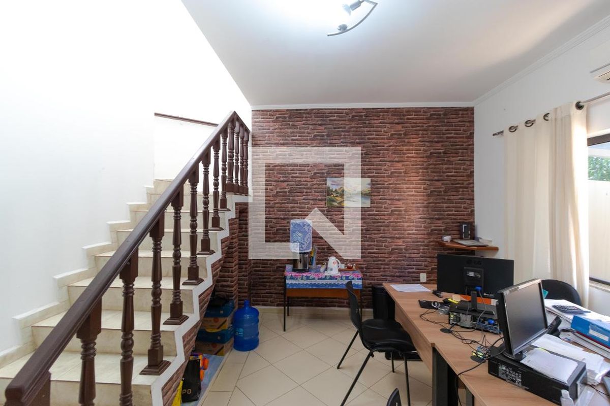 Casa à Venda - Parque Prado, 5 Quartos,  202 m2 em , Campinas - sp | SoloBR