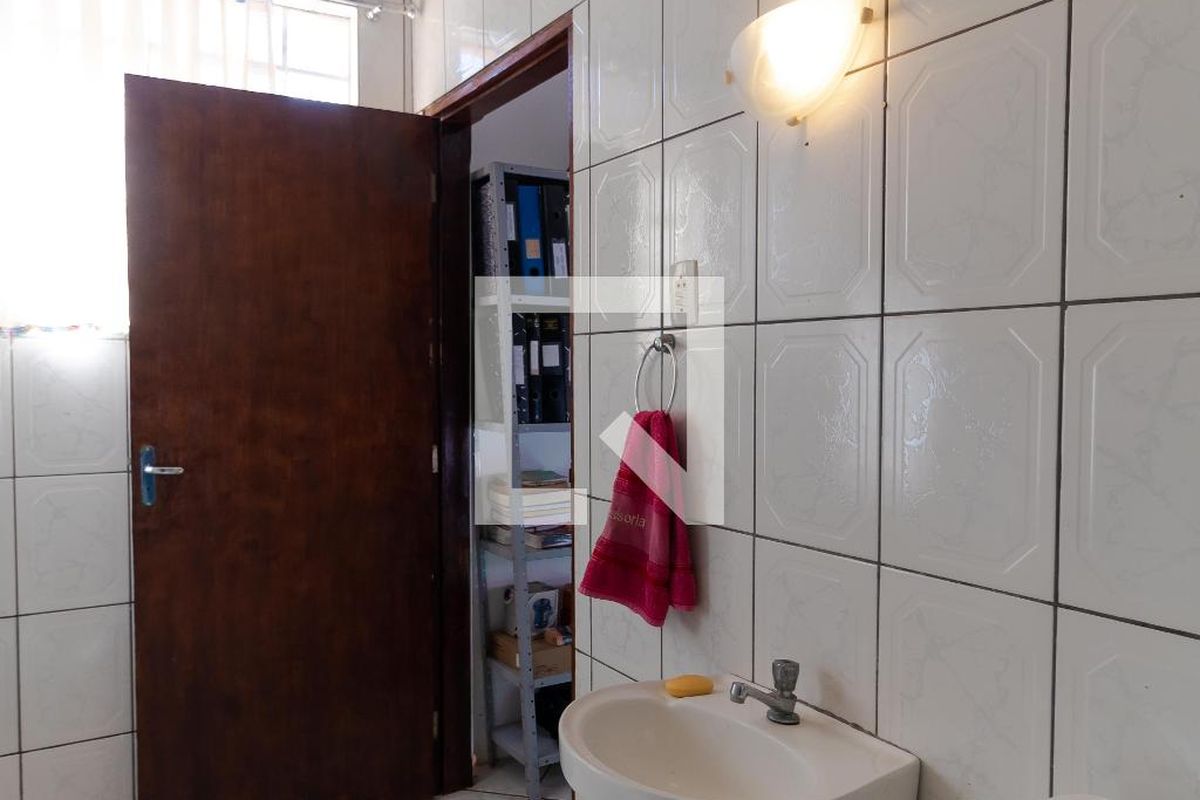 Casa à Venda - Parque Prado, 5 Quartos,  202 m2 em , Campinas - sp | SoloBR