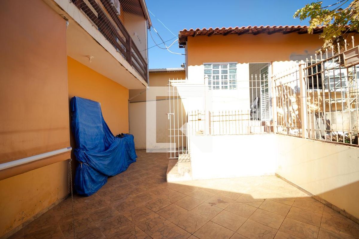 Casa à Venda - Parque Prado, 5 Quartos,  202 m2 em , Campinas - sp | SoloBR