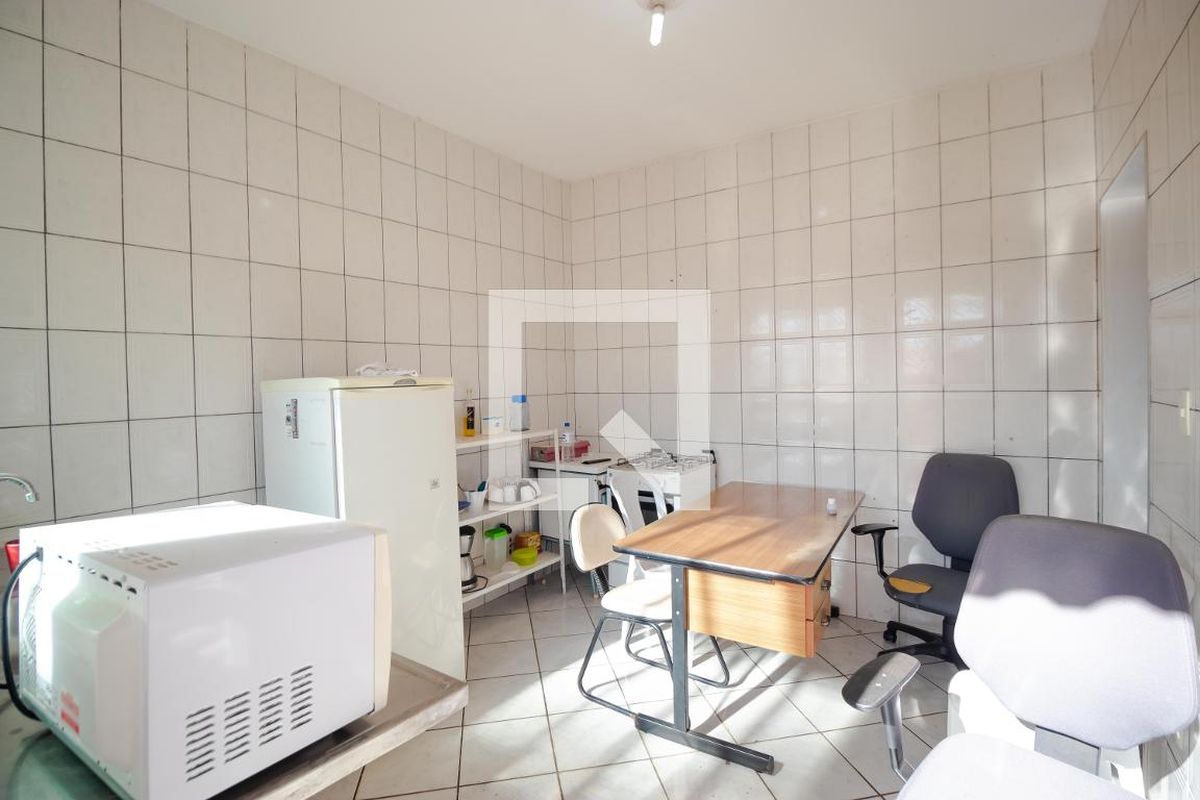 Casa à Venda - Parque Prado, 5 Quartos,  202 m2 em , Campinas - sp | SoloBR
