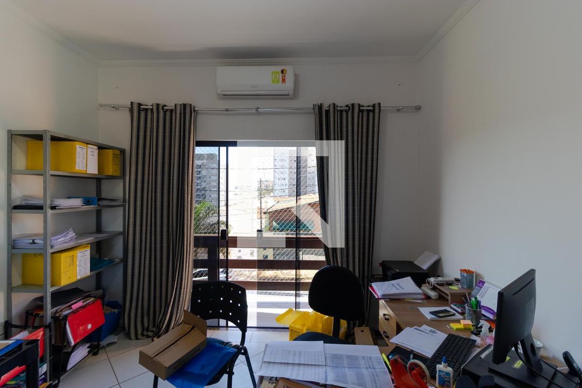 Casa à Venda - Parque Prado, 5 Quartos,  202 m2 em , Campinas - sp | SoloBR