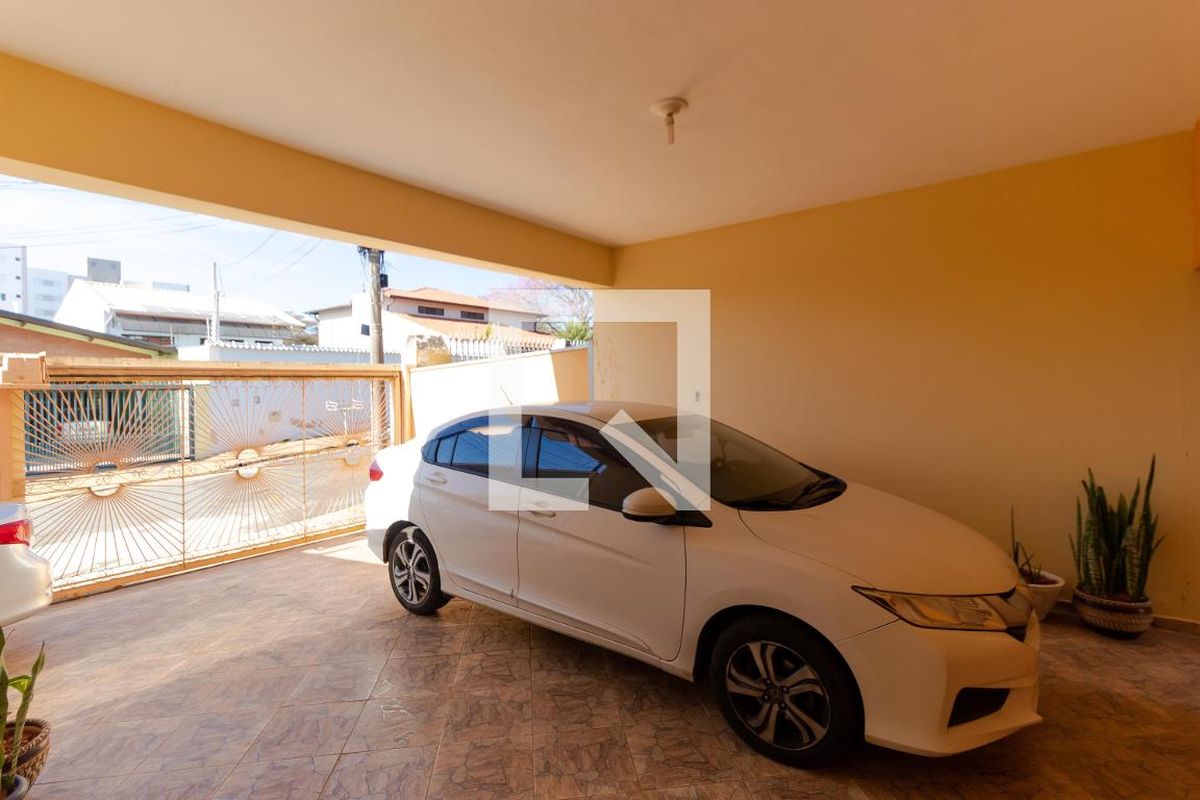 Casa à Venda - Parque Prado, 5 Quartos,  202 m2 em , Campinas - sp | SoloBR