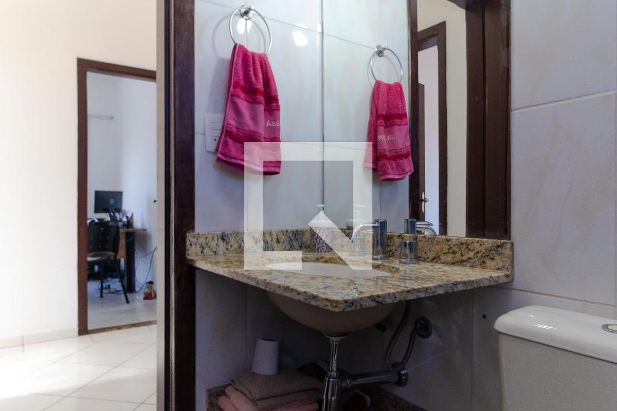 Casa à Venda - Parque Prado, 5 Quartos,  202 m2 em , Campinas - sp | SoloBR