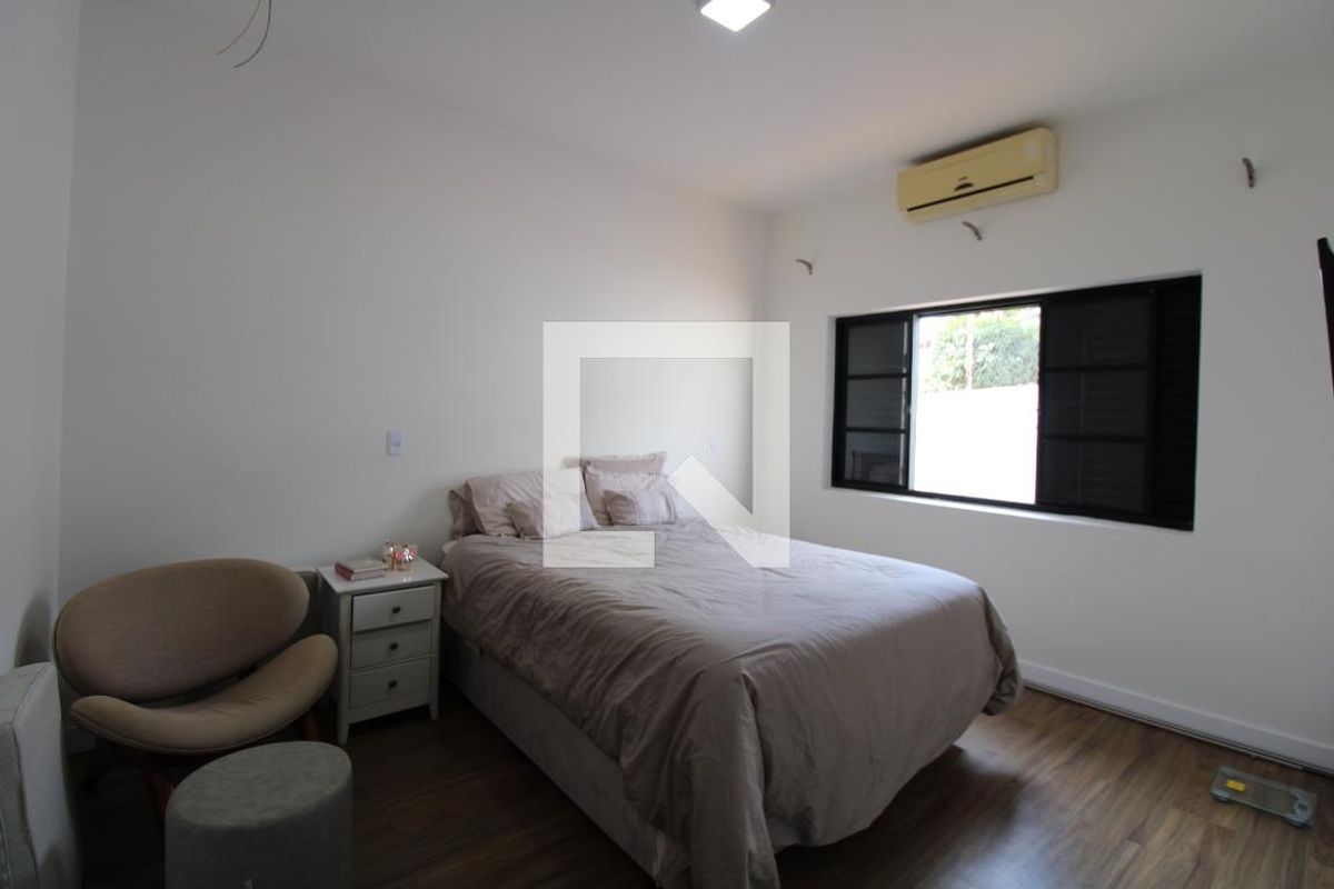 Casa à Venda - Jardim Chapadão, 3 Quartos,  320 m2 em , Campinas - sp | SoloBR