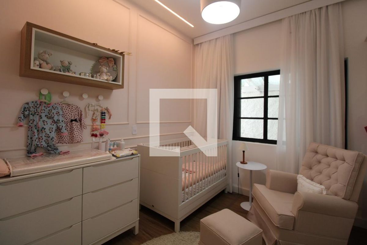Casa à Venda - Jardim Chapadão, 3 Quartos,  320 m2 em , Campinas - sp | SoloBR