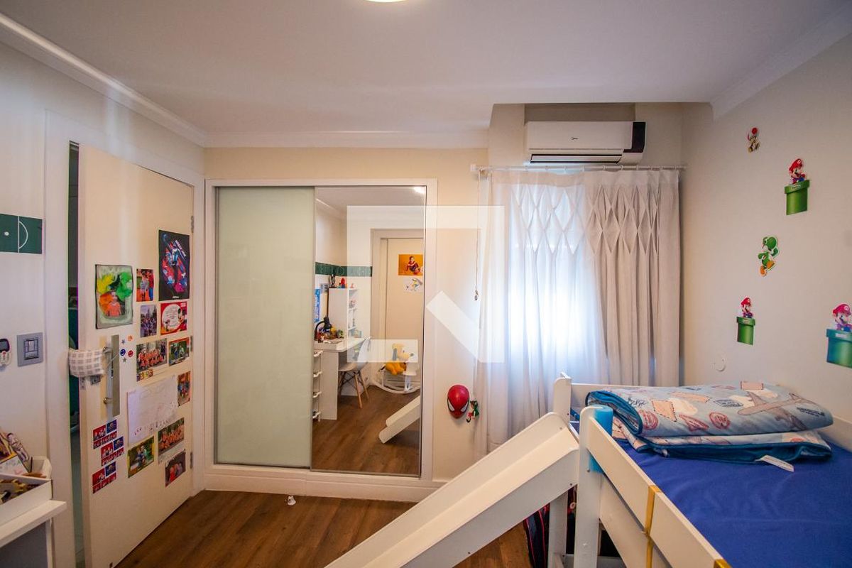 Apartamento à Venda - Taquaral, 3 Quartos,  224 m2 em , Campinas - sp | SoloBR