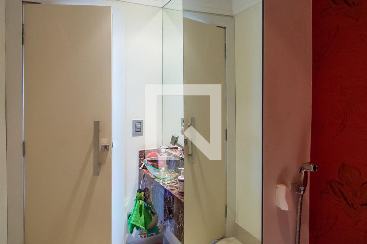 Apartamento à Venda - Taquaral, 3 Quartos,  224 m2 em , Campinas - sp | SoloBR