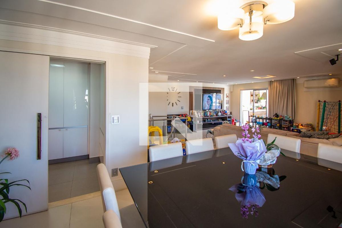 Apartamento à Venda - Taquaral, 3 Quartos,  224 m2 em , Campinas - sp | SoloBR