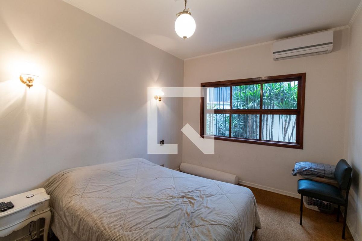 Casa, 3 quartos, 223 m² - Foto 54