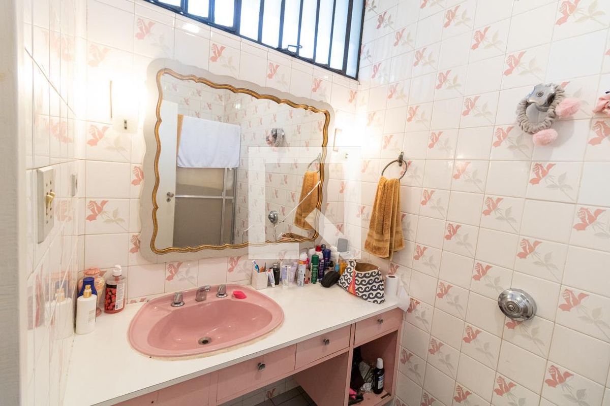 Casa, 3 quartos, 223 m² - Foto 60
