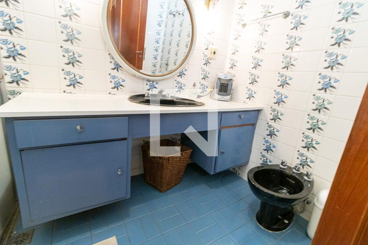 Casa, 3 quartos, 223 m² - Foto 46