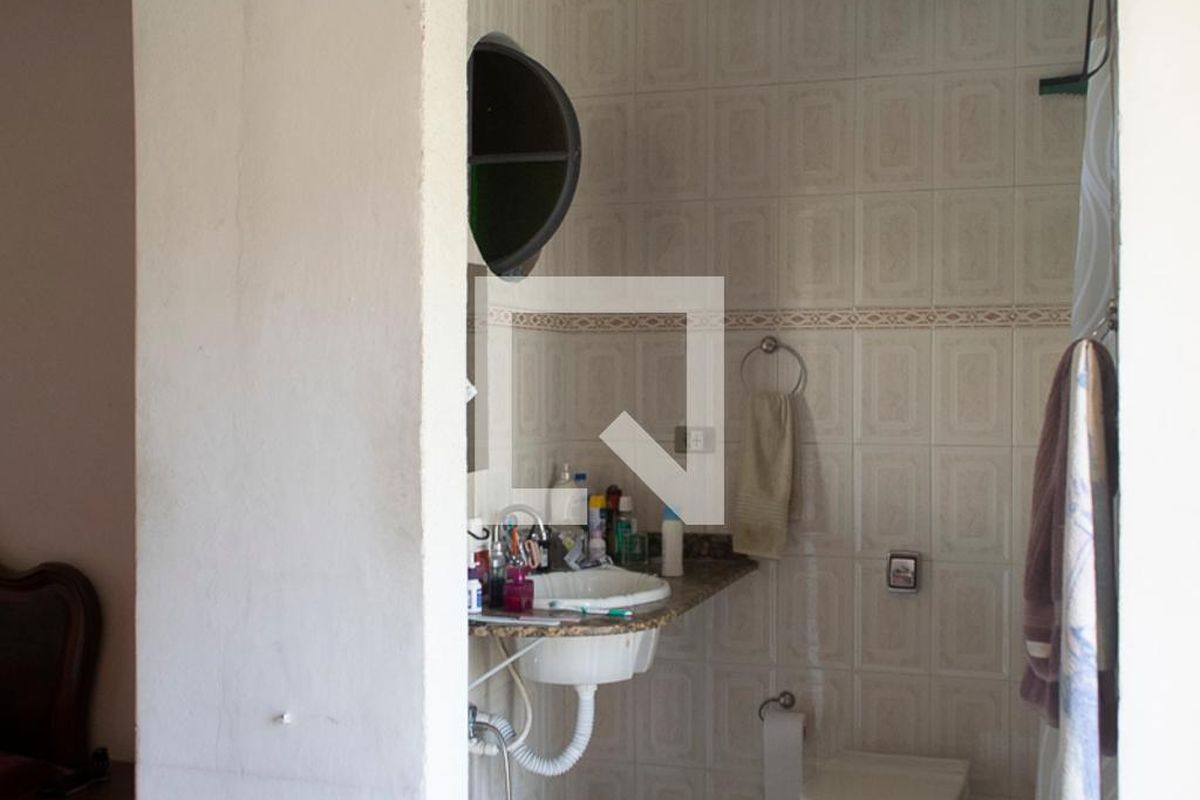 Casa, 3 quartos, 250 m² - Foto 34