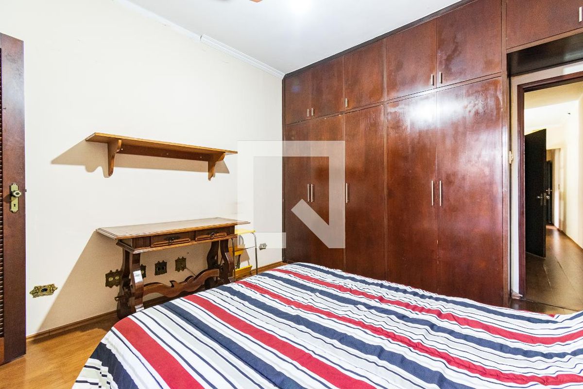Casa, 4 quartos, 200 m² - Foto 12