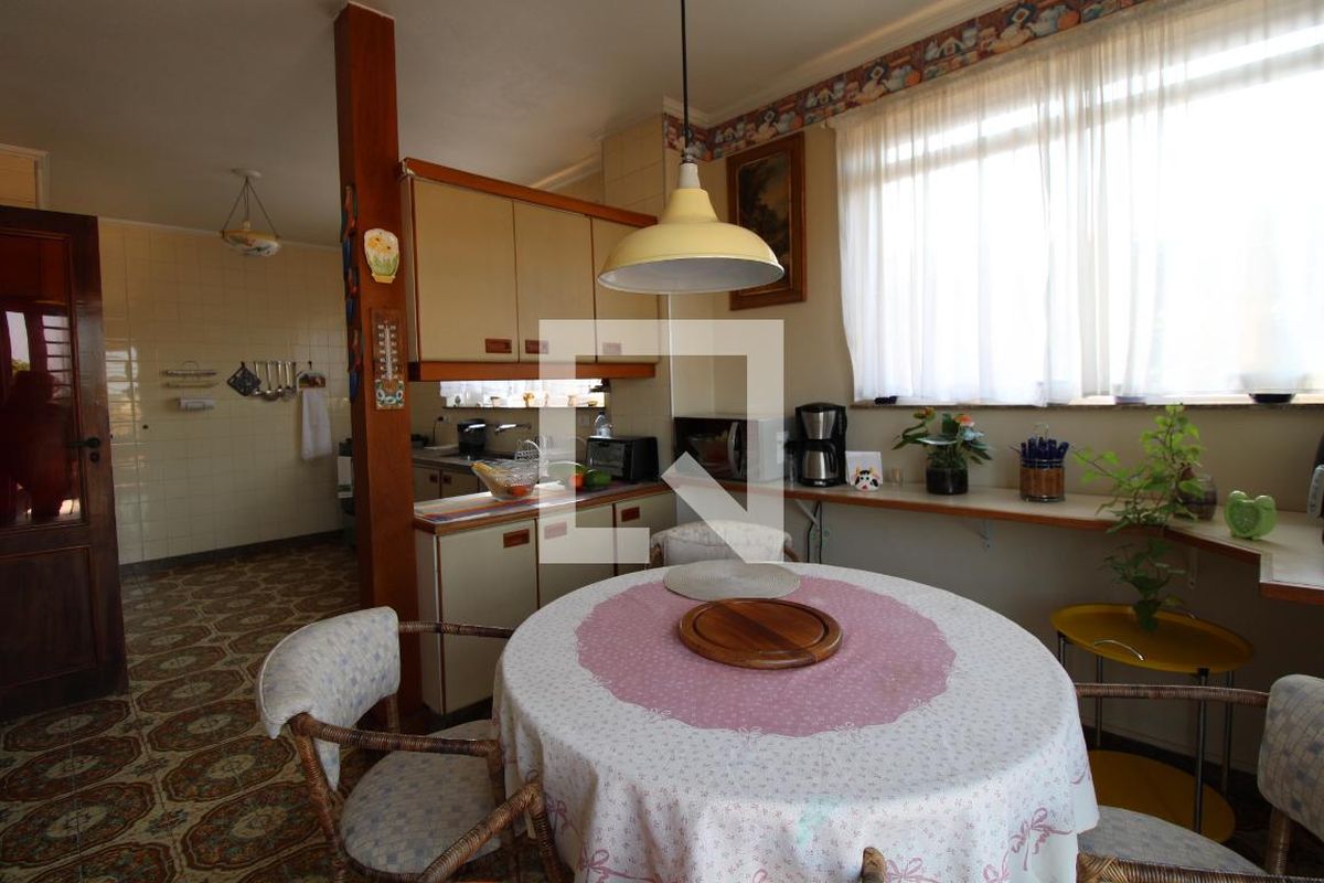 Casa à Venda - Vila Brandina, 3 Quartos,  360 m2 em , Campinas - sp | SoloBR