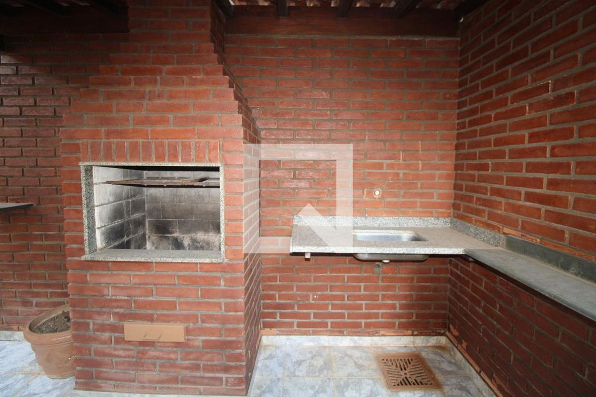 Casa à Venda - Vila Brandina, 3 Quartos,  360 m2 em , Campinas - sp | SoloBR