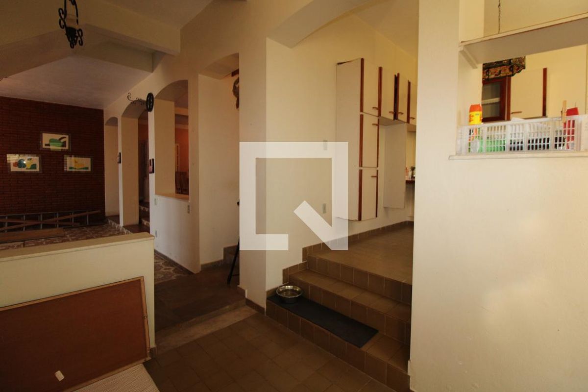 Casa à Venda - Vila Brandina, 3 Quartos,  360 m2 em , Campinas - sp | SoloBR