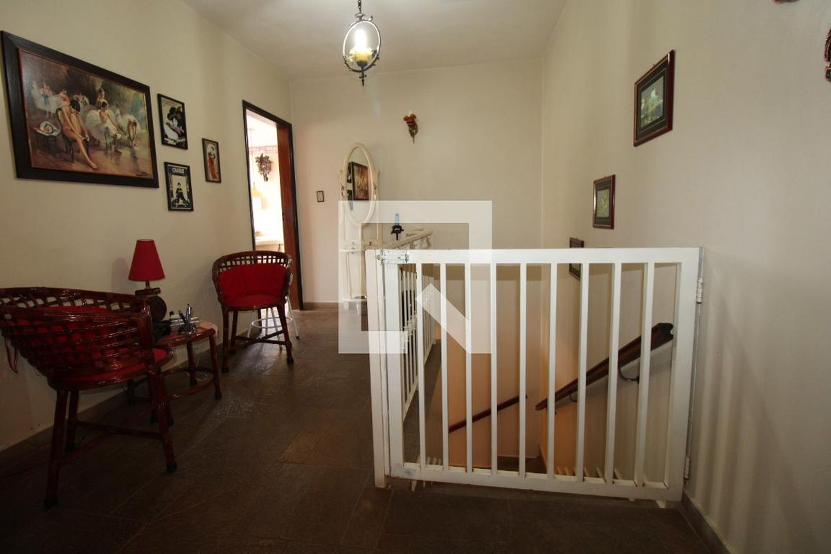 Casa à Venda - Vila Brandina, 3 Quartos,  360 m2 em , Campinas - sp | SoloBR