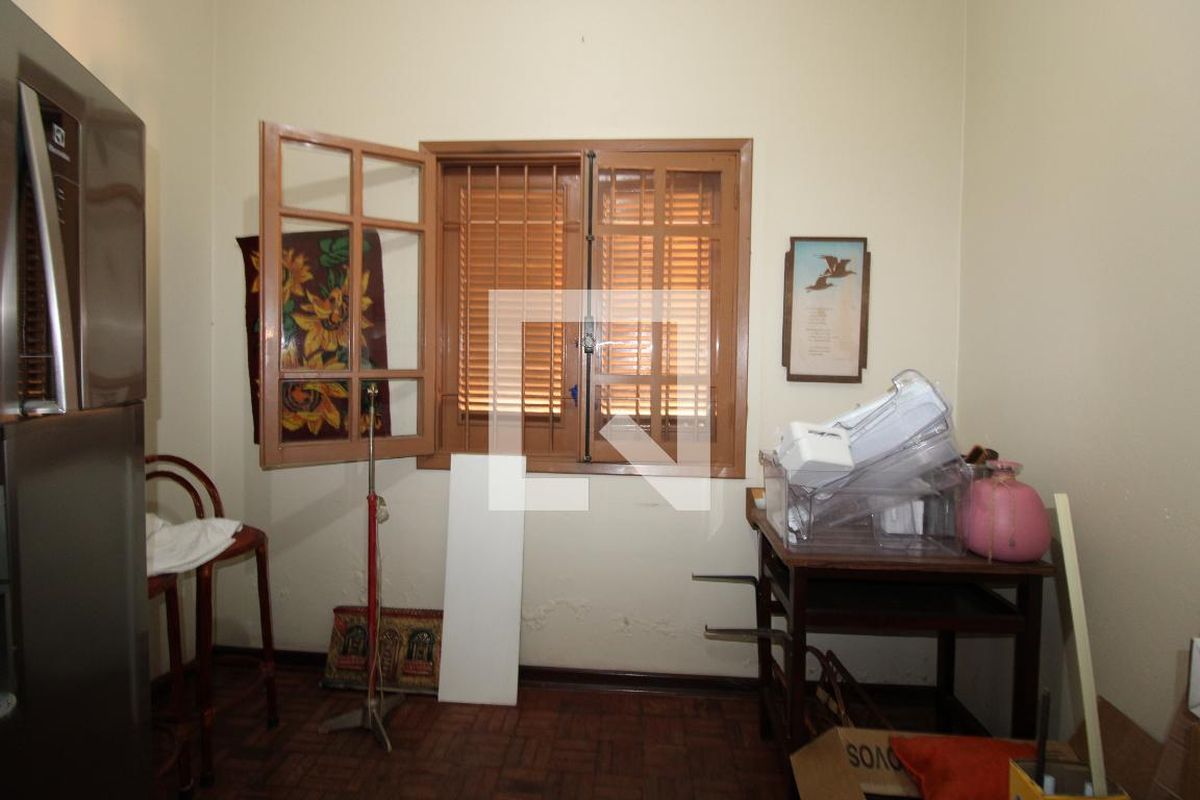 Casa à Venda - Vila Brandina, 3 Quartos,  360 m2 em , Campinas - sp | SoloBR