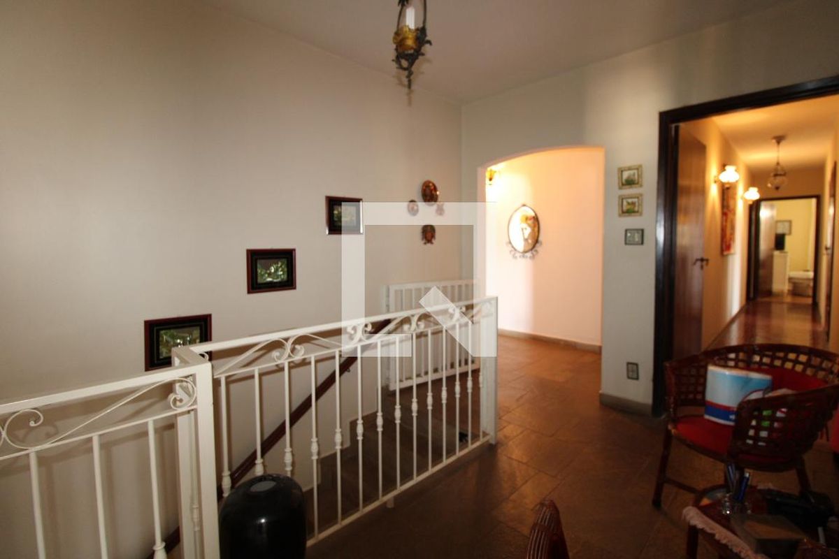 Casa à Venda - Vila Brandina, 3 Quartos,  360 m2 em , Campinas - sp | SoloBR
