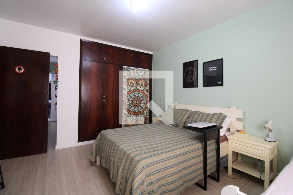 Casa à Venda - Vila Brandina, 3 Quartos,  360 m2 em , Campinas - sp | SoloBR