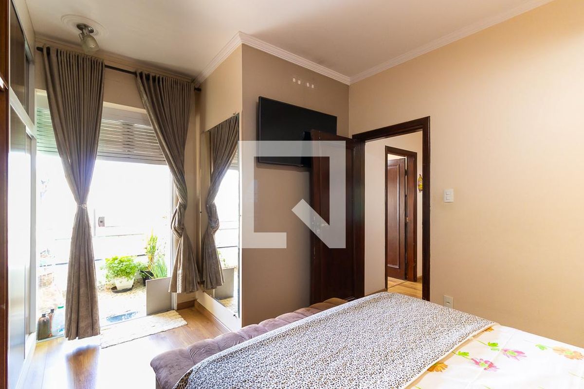 Apartamento à Venda - Centro, 4 Quartos,  156 m2 em , Campinas - sp | SoloBR