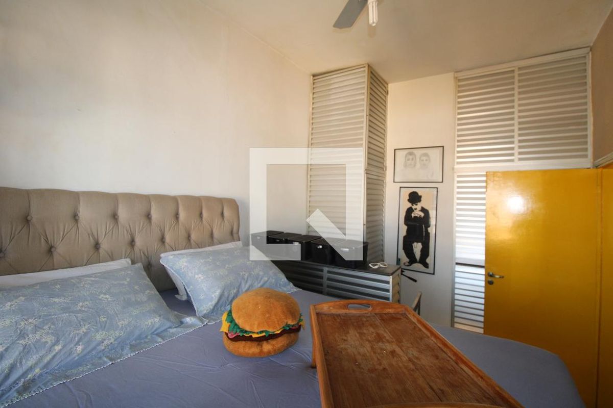 Casa à Venda - Jardim Flamboyant, 3 Quartos,  260 m2 em , Campinas - sp | SoloBR