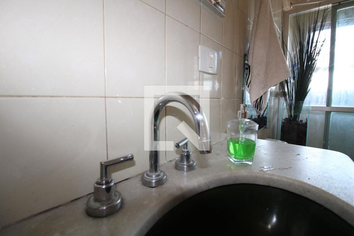 Casa à Venda - Jardim Flamboyant, 3 Quartos,  260 m2 em , Campinas - sp | SoloBR