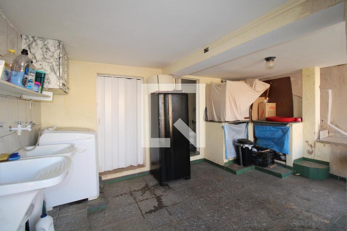 Casa à Venda - Jardim Flamboyant, 3 Quartos,  260 m2 em , Campinas - sp | SoloBR