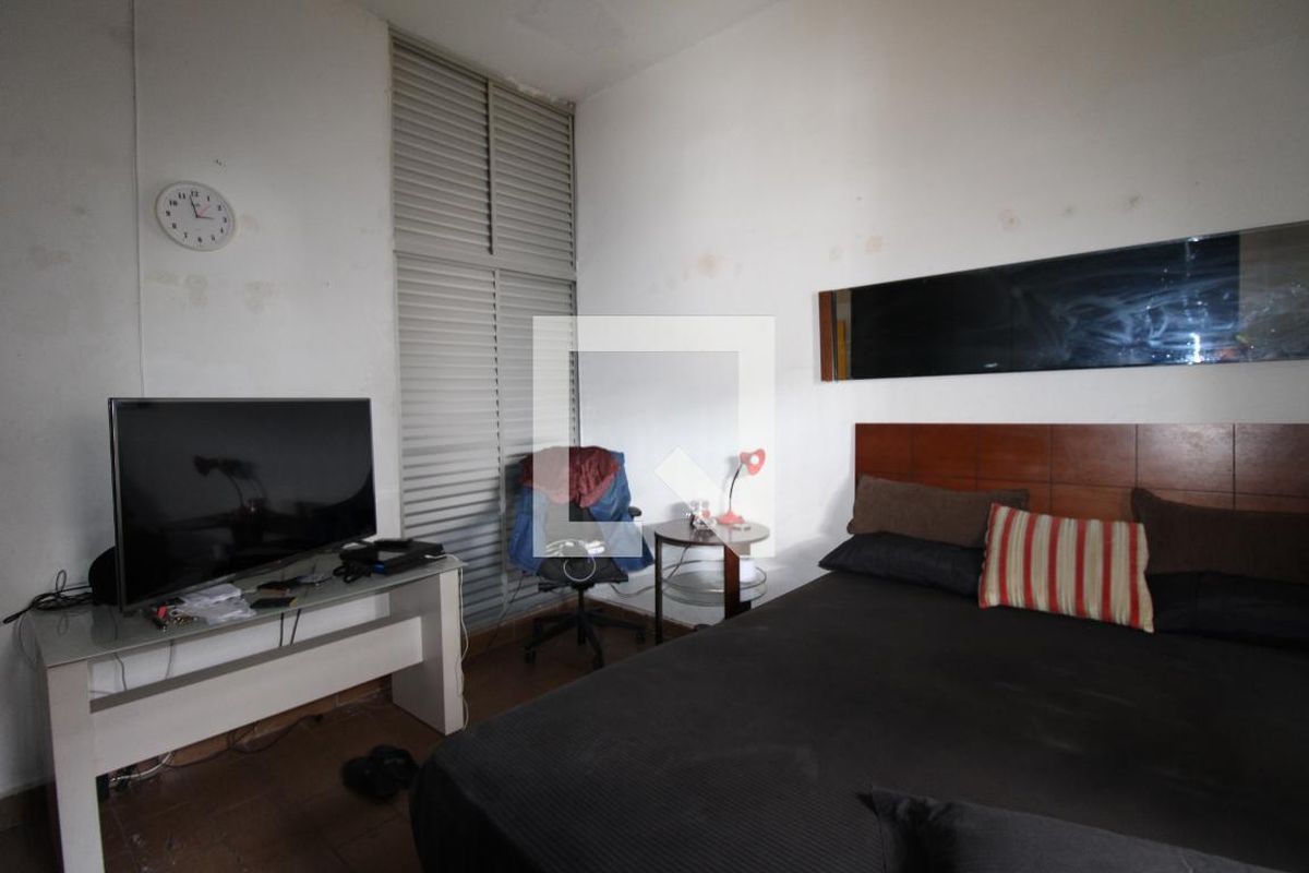 Casa à Venda - Jardim Flamboyant, 3 Quartos,  260 m2 em , Campinas - sp | SoloBR